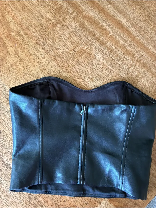 Aritzia TEN by Babaton Cindy Bustier Top Black Vegan Leather Strapless Cropped - Image 3