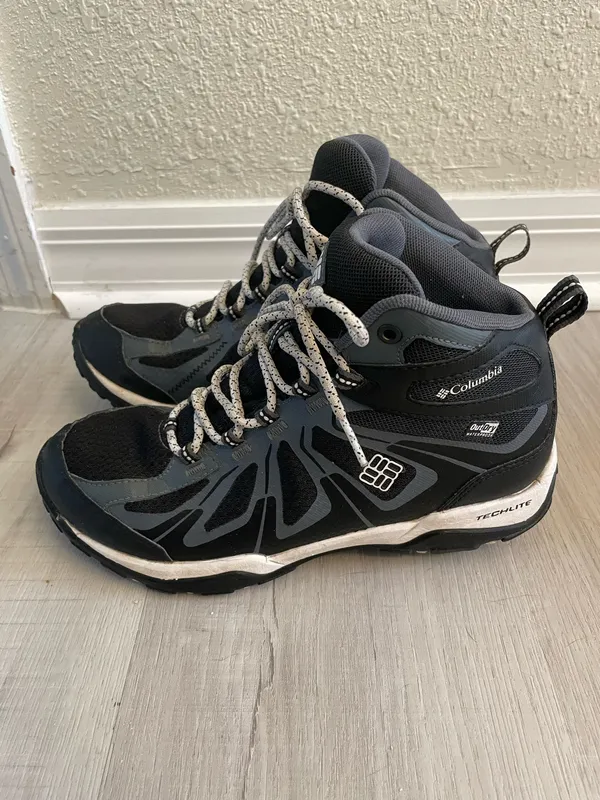 Columbia Hiking Boots Waterproof - Image 2