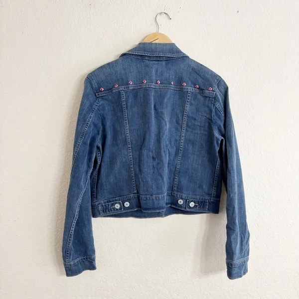 Levis Denim Trucker Jacket Size L Studded Red Diamond Embellished Medium Wash - Image 2