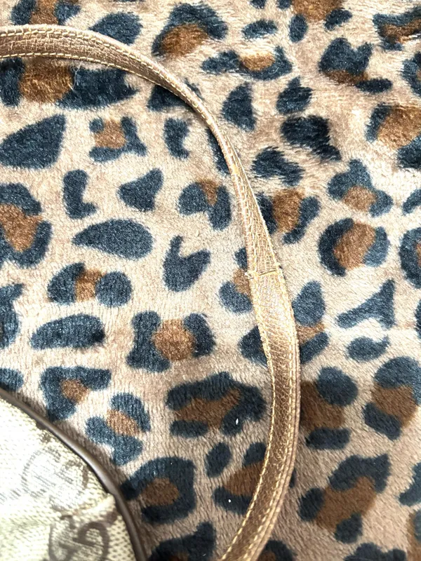 Gucci Limited Edition Vintage Original GG Monogram Canvas Crossbody Bag Small - Image 9