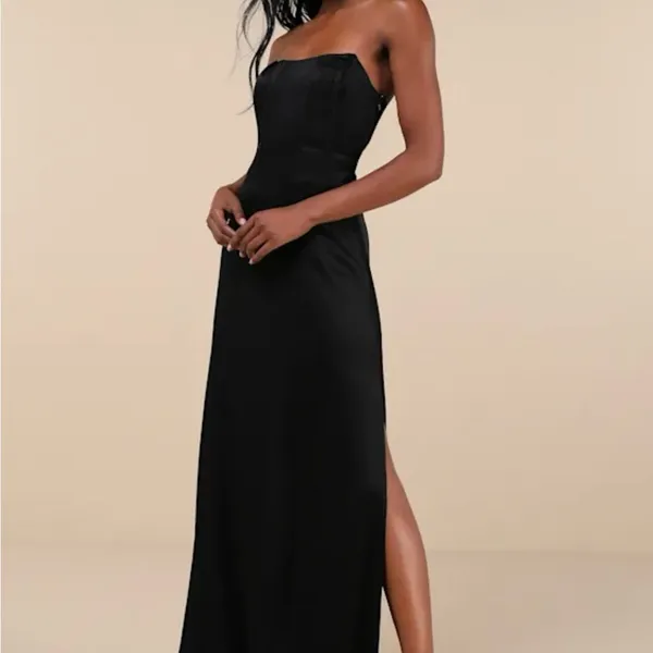 NWT Lulus dress - Image 4