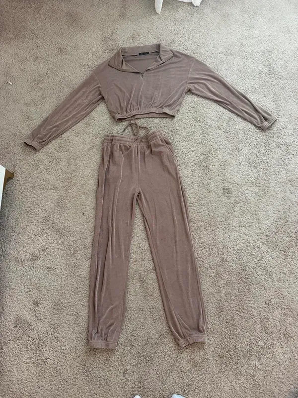 Tracksuit Brown Size M - Image 3