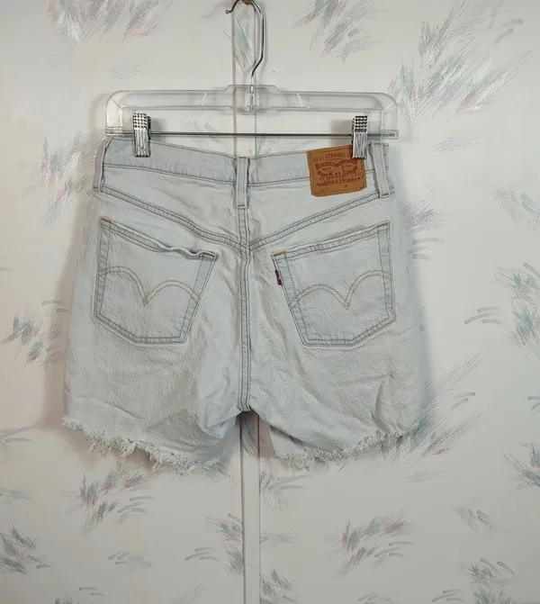 Levi's 501 cut off jean shorts - Image 4