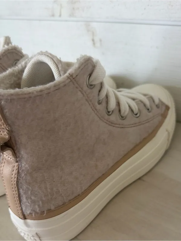 CONVERSE Chuck Taylor All Star Lift Platform Faux Mohair Womens Size 7 Beige NEW - Image 2