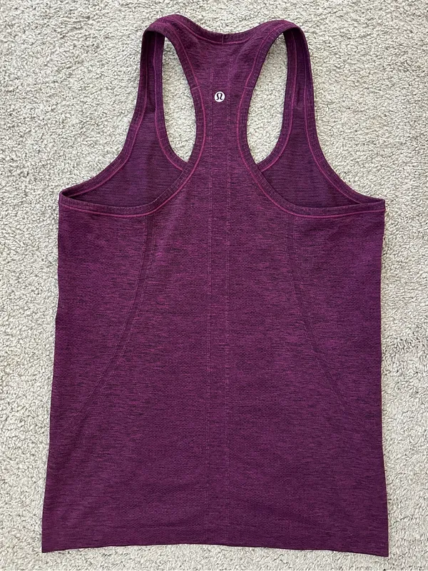 LULULEMON Swiftly Tech Racerback in Black Chilled Grape Sz. 8 - Image 5