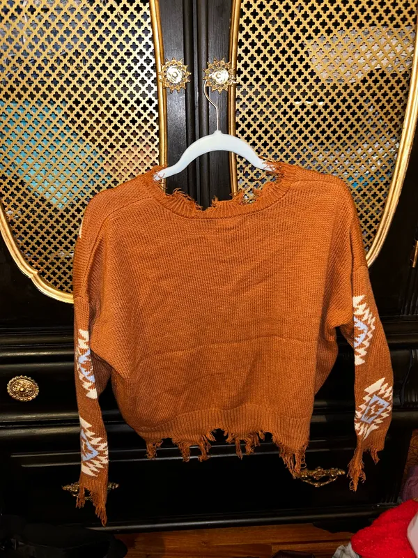 No Comment BoHo Aztec cropped sweater - Image 2