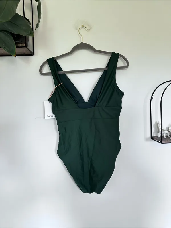 NEW Quince Palm Green Italian Plunge One-Piece Swimsuit Size Medium - Image 4