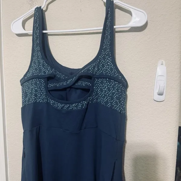Title Nine Dress Medium Teal Skort Speed Racer Athletic Tennis Golf built in bra - Image 4