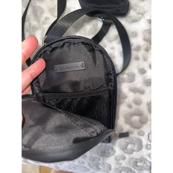 Lululemon Belt Bag - Image 2