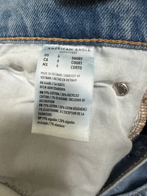 American Eagle Super High-Rise Stretch Jeans - Image 4