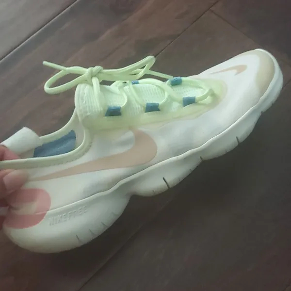 Nike Free RN 5 pale ivory shimmer Sail running tennis shoes size 8.5 gre… - Image 2
