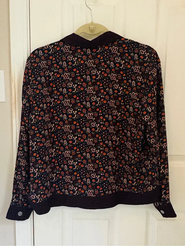 NWT!! LOFT Outlet Mixed Prints Floral Button Down Top - Image 7