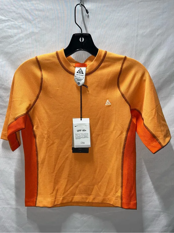 Nike Women's ACG "Chinati" Dri-FIT‎ Small Shirt - Image 4