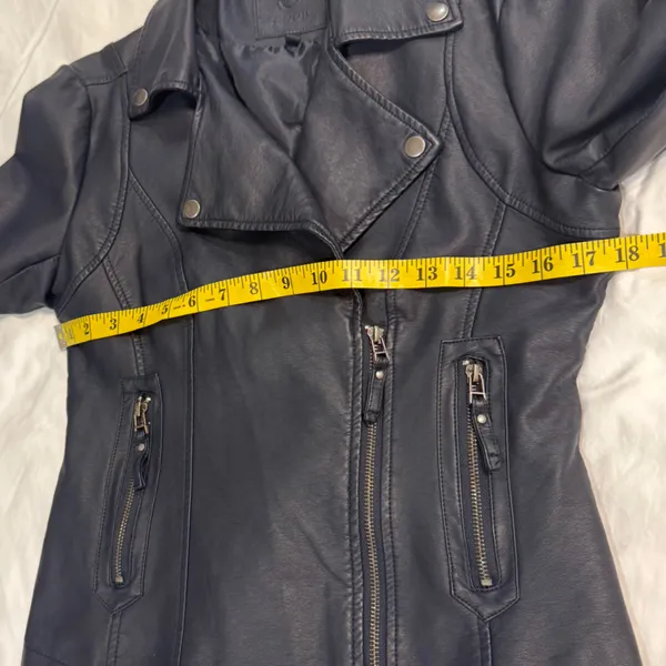 Max Studio women’s vegan leather jacket. Black. Size small. - Image 7
