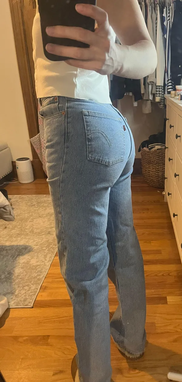 Aritzia Levi Jeans - Image 2