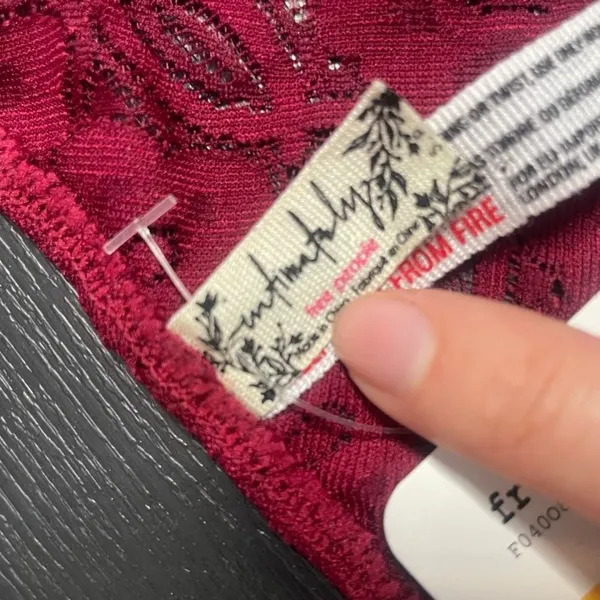 Free People Intimately‎ Galloon Lace Bralette Magenta Pink Racerback New Medium - Image 2