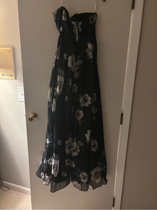 Lulus Regal Status Black Floral Print Strapless Maxi Dress - Image 4