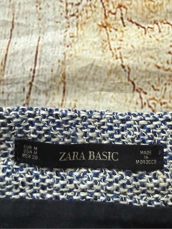 ZARA BASIC Navy Blue White Boucle Knit Mini Skirt Button Front Size Medium - Image 2