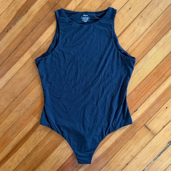 Skims Fits Everybody High Neck Bodysuit in Black Size XL - Image 3