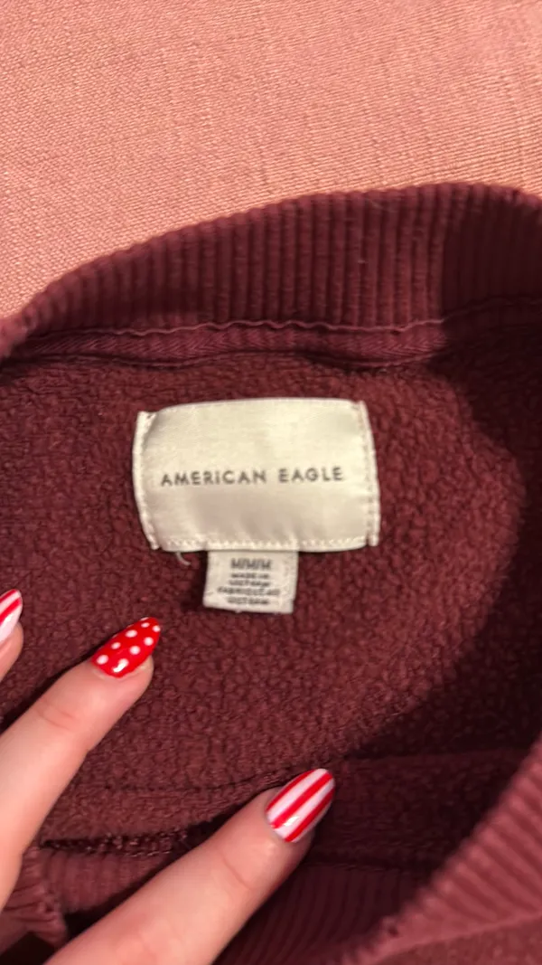 American Eagle Maroon Top - Image 2