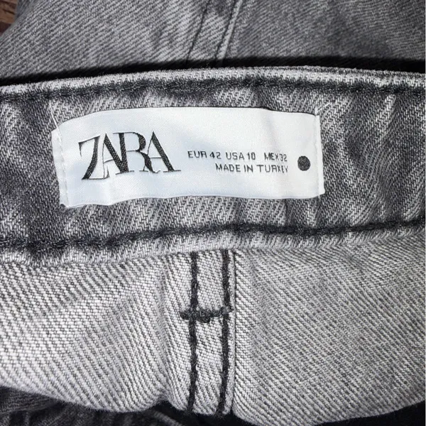 Zara The High Waist Short in Arctic Grey sz 10 NWT distressed - Image 5