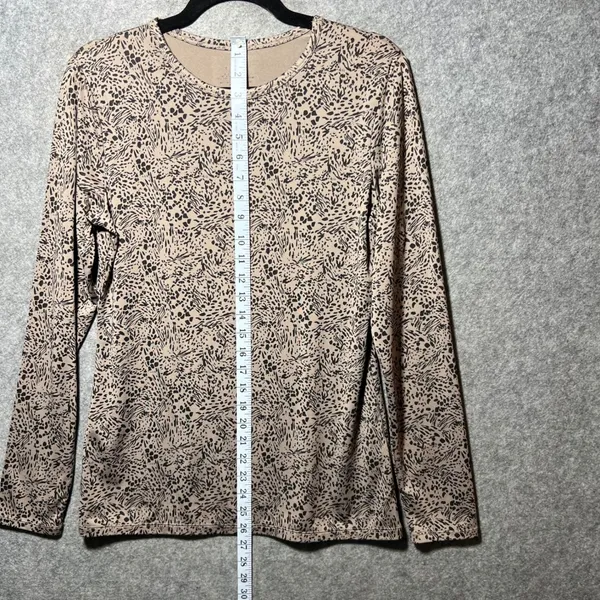 Cuddl Duds Microwear Long Sleeve Top Tan Black Animal Print Crew Neck‎ Womens M - Image 2