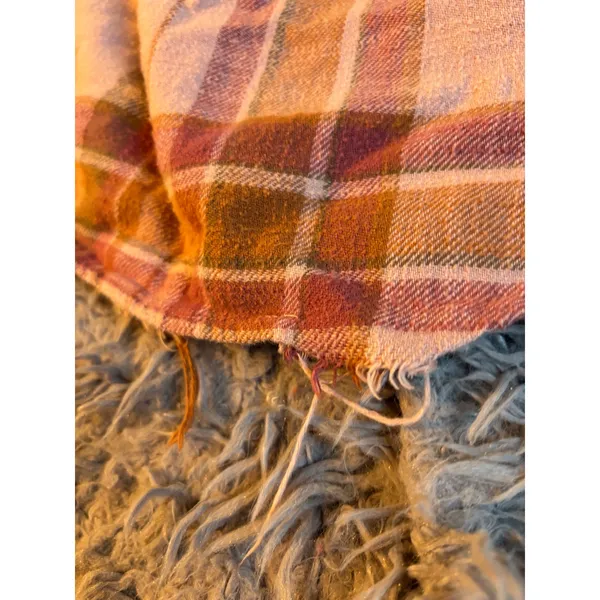American Eagle Pink Plaid Flannel Shirt‎ Womens Medium Distressed Ripped Elbows - Image 9