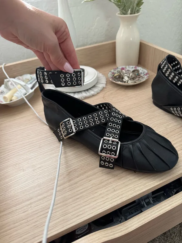 Steve Madden Sandals - Image 4