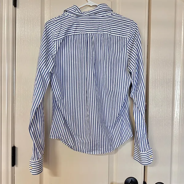 Abercrombie & Fitch White and Blue Striped Shirt - Image 4