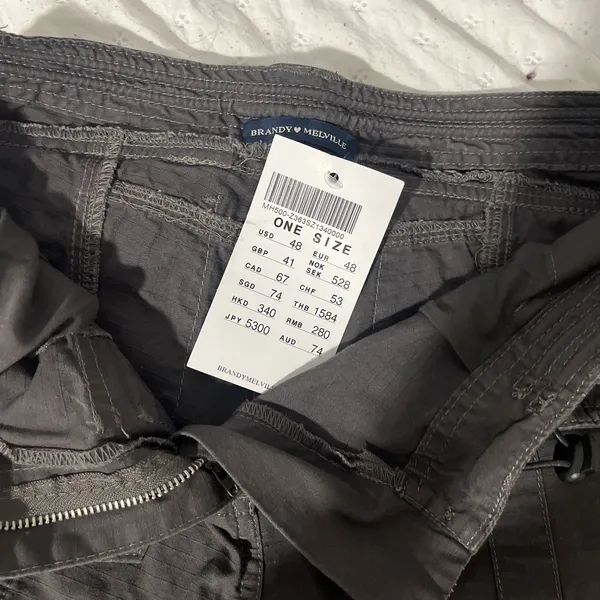Brandy Melville Grey Cargo Pants - Image 2