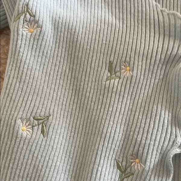 PacSun Green Ribbed Crop Blouse with Tie Front - Image 3