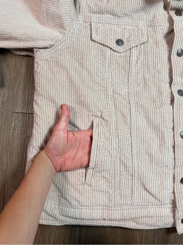 Levi's Cream Corduroy Trucker Jacket with Sherpa Collar - Image 6