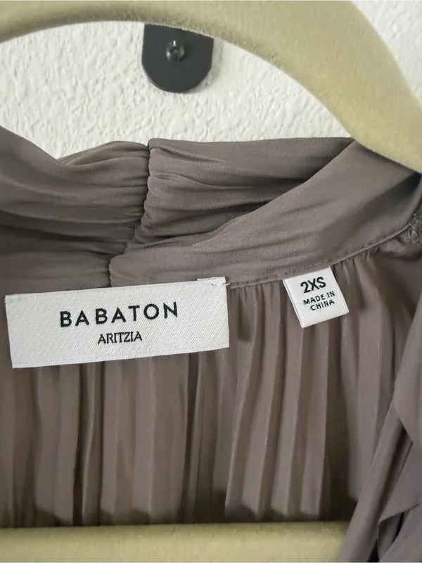 Artizia Babaton Collector Shirt Blouse in Turner Taupe - Image 5
