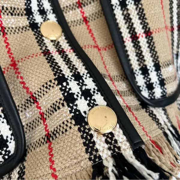 NWOT Burberry Beige Vintage Check Plaid Collarless Jacket Blazer in Tan Plaid - Image 10