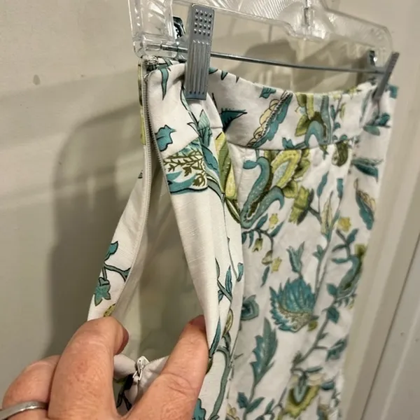 Ann Taylor LOFT Women 4 White Green Teal‎ Floral Linen Blend A-Line Mini Skirt - Image 4
