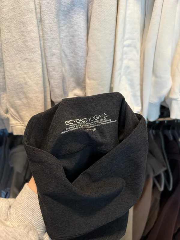 Beyond Yoga Shorts - Image 3