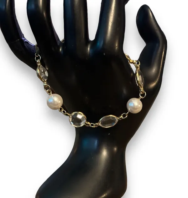 Vintage Clear Bezeled Stones And Pearl Link Bracelet - Image 2