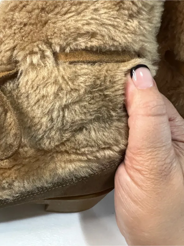 Snowland Vintage 70’s Tan Suede Faux Fur Snow Bunny Eskimo Moccasin Booties - Image 8
