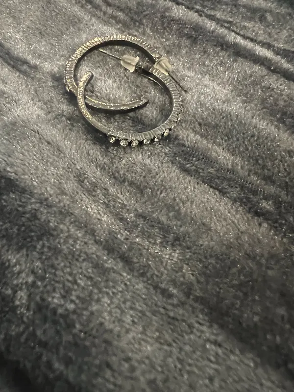 Black Hoop Earrings with Textured Detail - Image 2