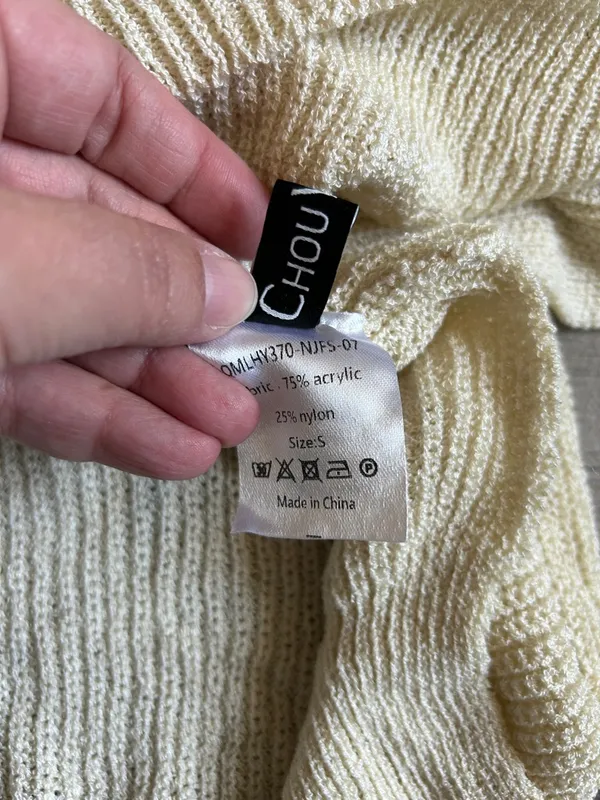 Relaxed Cream Short-Sleeve Knit Sweater with Chest Pocket - Image 4
