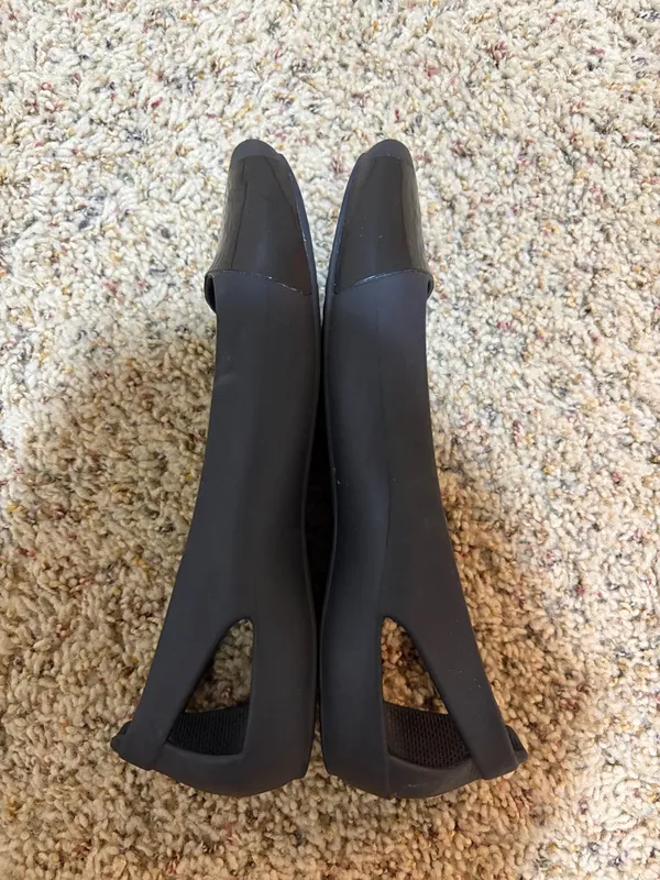 Crocs Sienna Black Shiny Patent Toe Rubber Flats Size 6 - Image 7