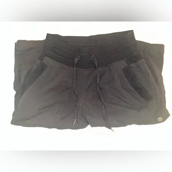 Lululemon Dance Studio Pants | Size 2‎ |Cropped with a 14" inseam - Image 2