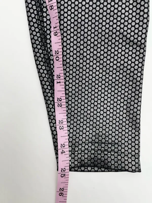 Beyond Yoga Spot On High Waisted Midi Leggings Size Medium Black Metallic Foil - Image 12