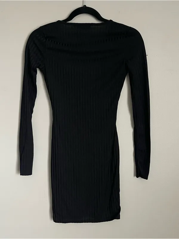 PRETTYLITTLETHING | Black Long Sleeve Striped V-Neck Mini Dress Sz 2 - Image 5