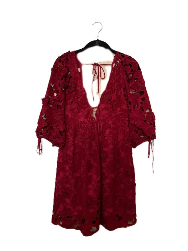 Storia Deep Red Lace V-Neck Eyelet Floral Mini Dress - Image 4