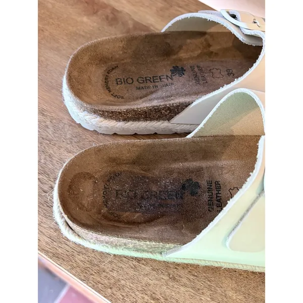 Bio Green Spain Ivory White Leather‎ Double Strap Buckle Slide Sandals 39 | 8 - Image 6