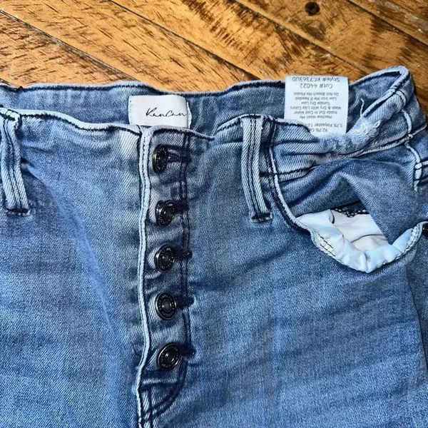 Kancan distressed multi button 15/31 stretchy jeans Blue - Image 2