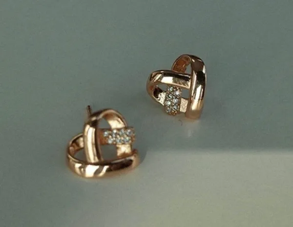 18K Gold Plated Love Heart Stud Earrings for Women - Image 3