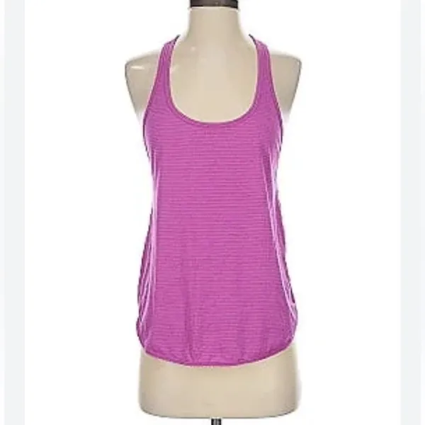 Lululemon scalloped racer back tank top pink - Image 3