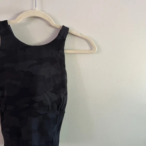 Lululemon Key to Balance Tank - Heritage 365 Camo Deep Coal Multi - Size 2 - Image 7